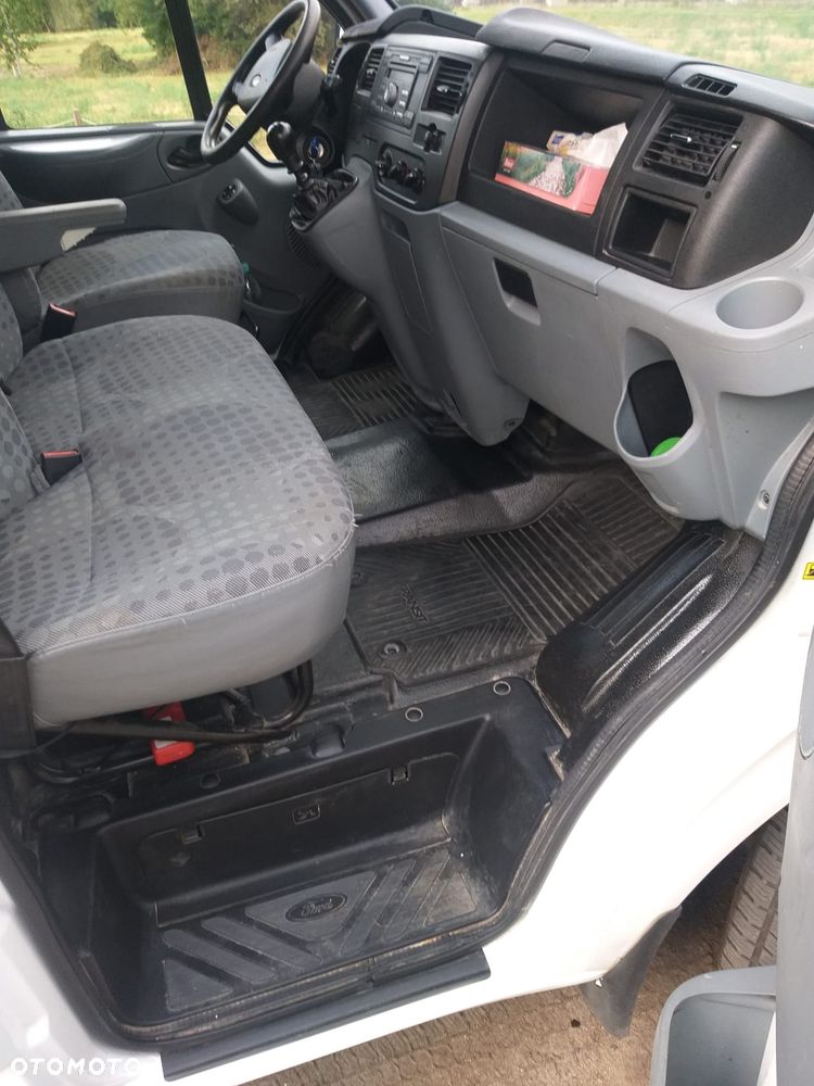 Ford Transit - 4