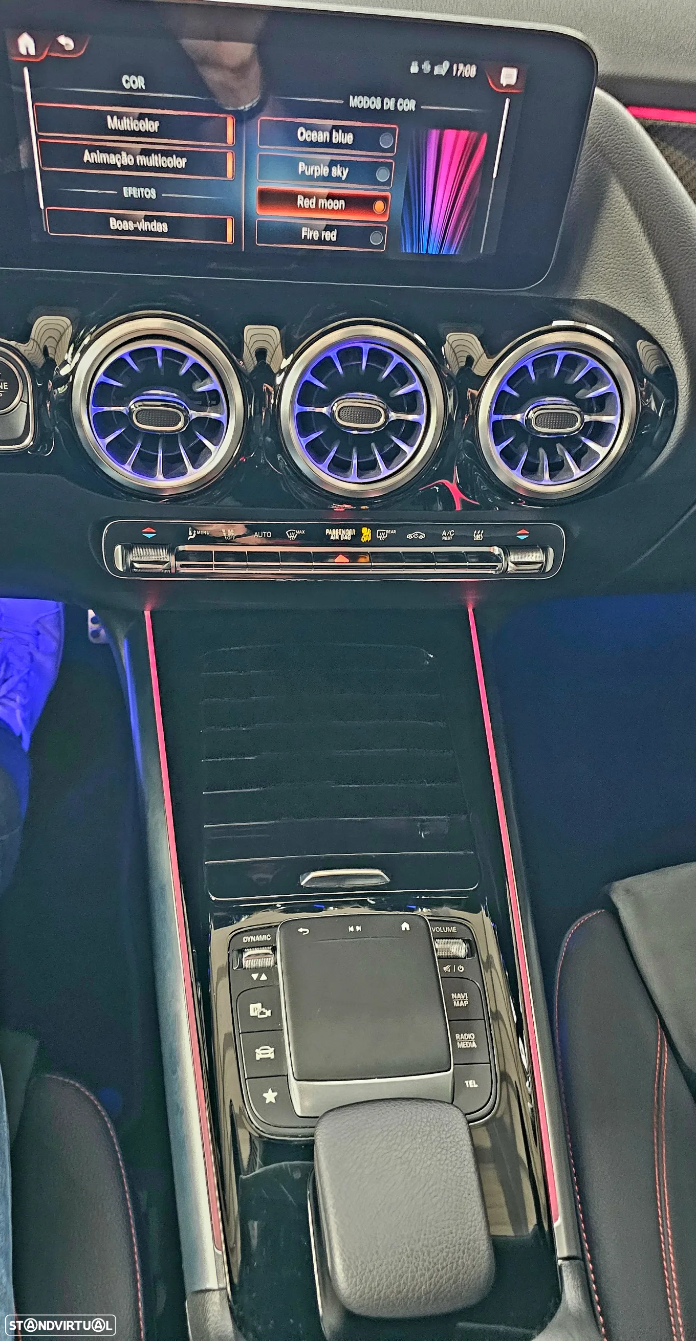 Mercedes-Benz GLA 250 e AMG Line - 32