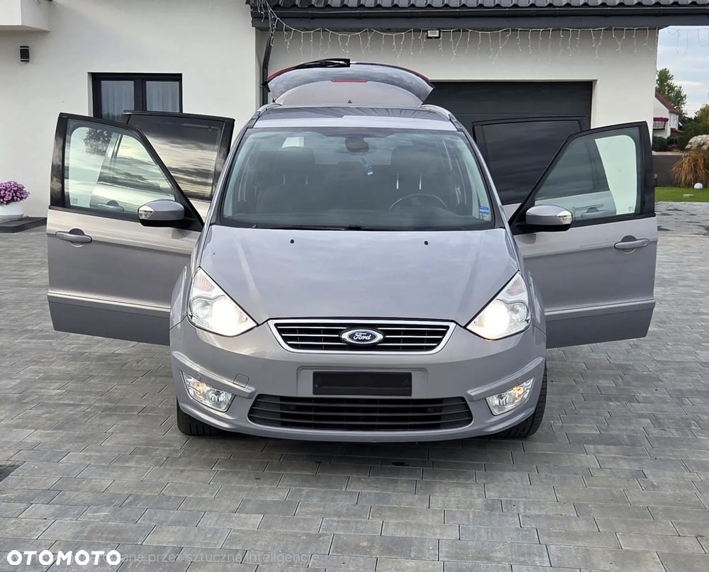 Ford Galaxy - 4