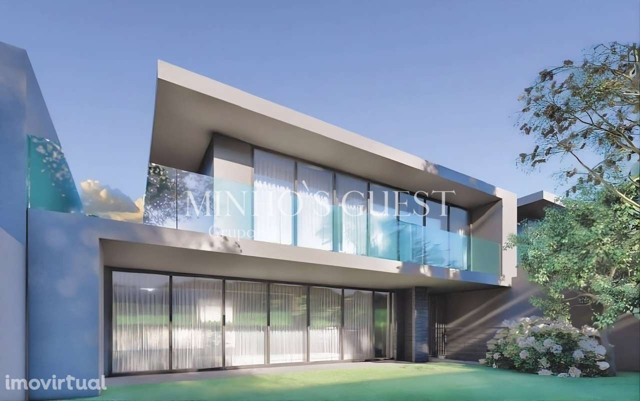 Moradia V4+1 de Luxo c/ Piscina e Ginásio c/ vistas sobre a cidade - N - Grande imagem: 2/5