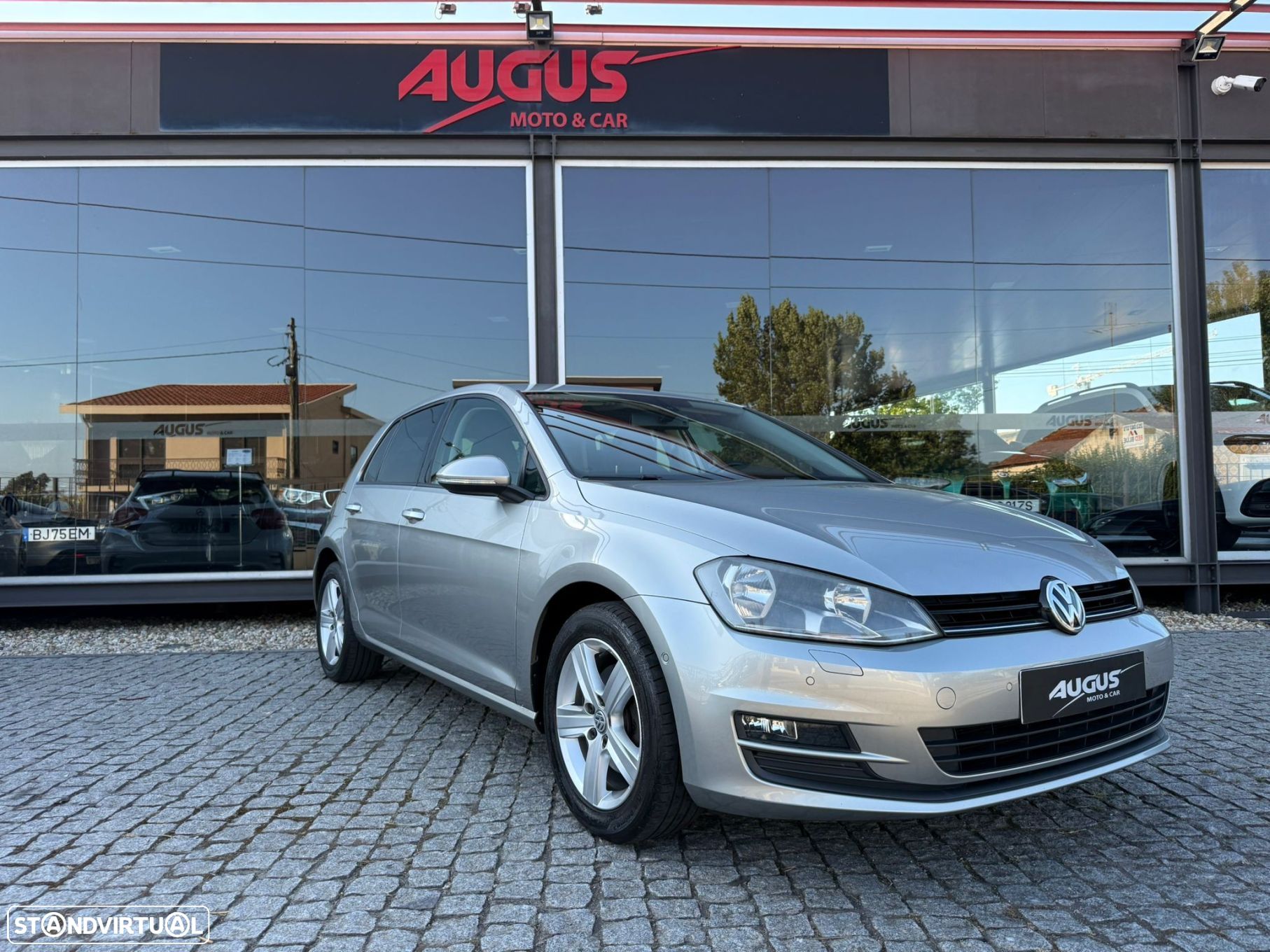 VW Golf 1.2 TSi BlueMotion Comfortline - 1