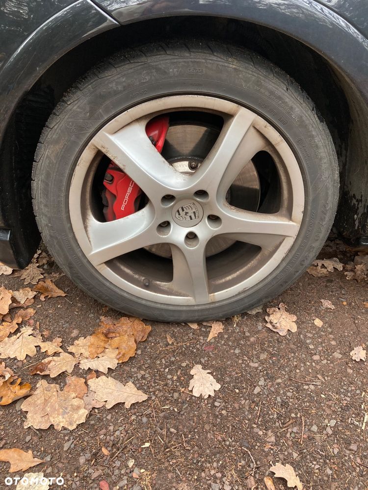 Porsche Cayenne - 4