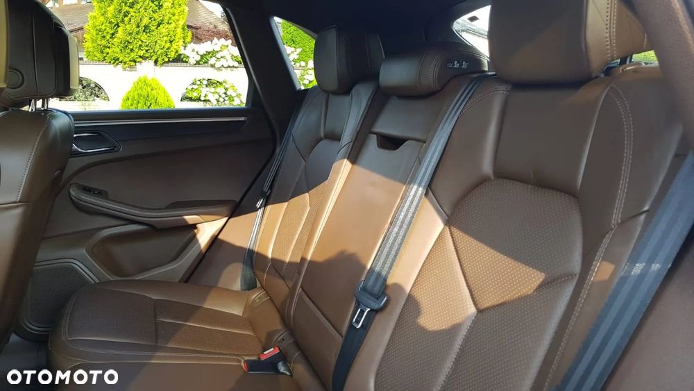 Porsche Macan Standard - 9