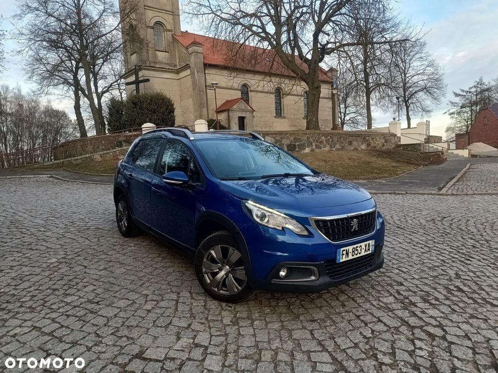 Peugeot 2008 PureTech 110 Style - 2