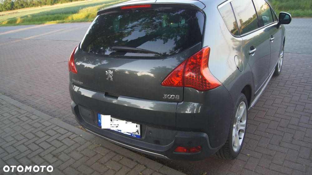 Peugeot 3008 2.0 HDi Premium - 6