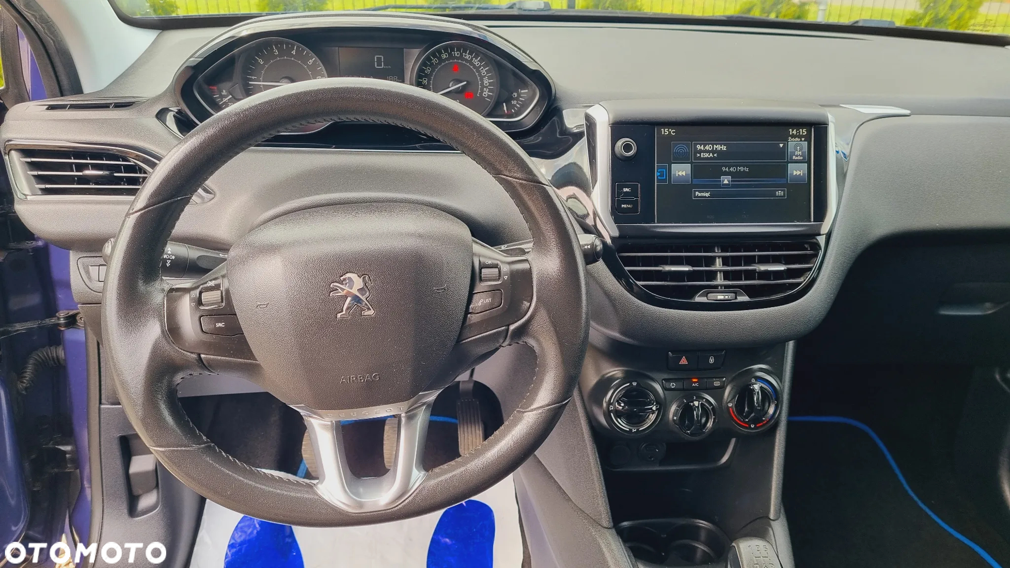 Peugeot 208 1.2 PureTech Active - 12