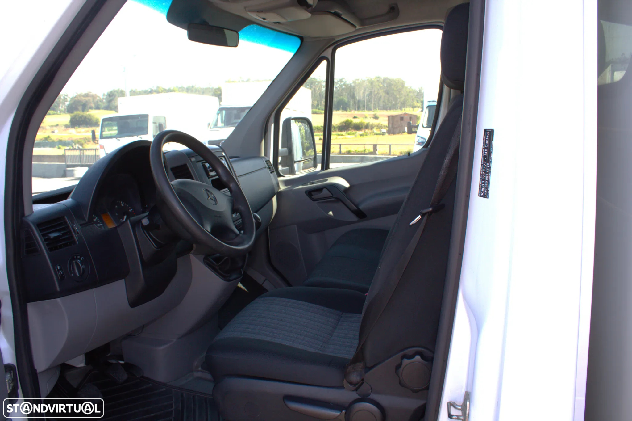 Mercedes-Benz Sprinter 311 CDI de Nov 2016 com IVA - 6