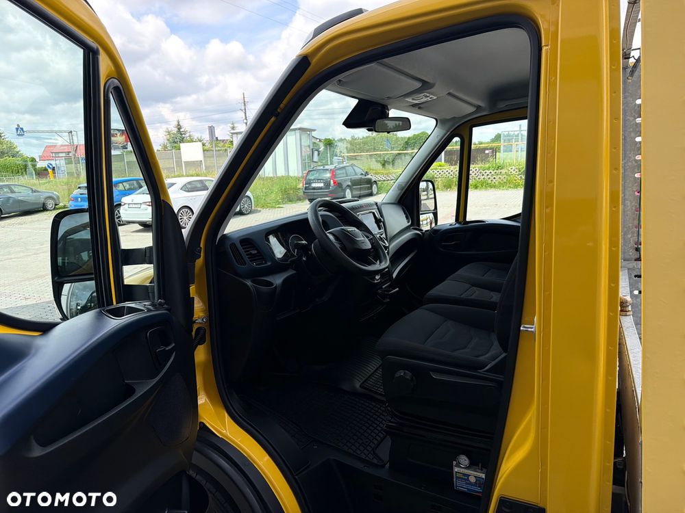 Iveco DAILY - 12