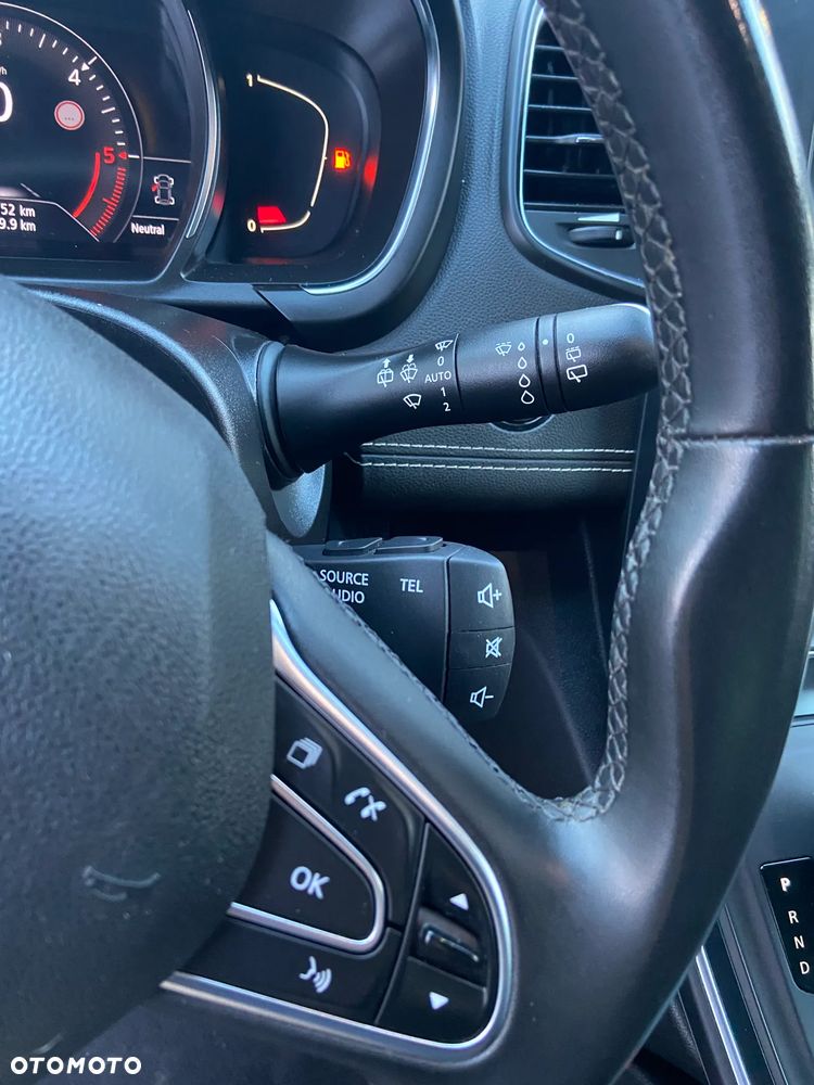 Renault Scenic - 16