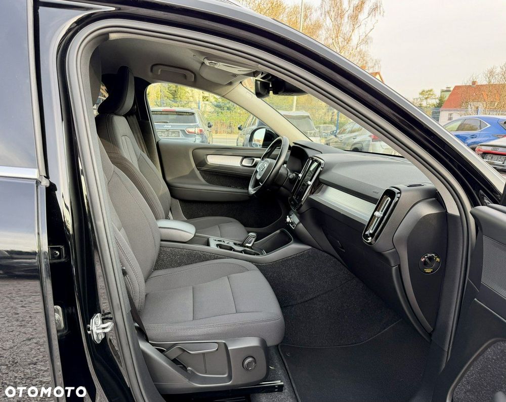 Volvo XC 40 T5 Twin Engine DKG Momentum Pro - 12