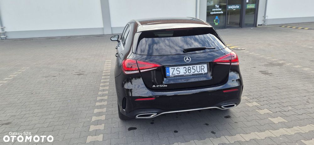 Mercedes-Benz Klasa A 250 e PHEV AMG Line 8G-DCT - 3