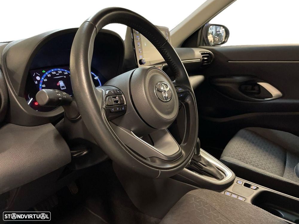 Toyota Yaris Cross 1.5 Hybrid Comfort Plus - 13