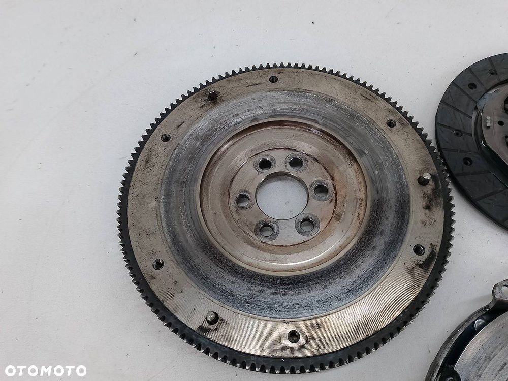 SPRZĘGŁO KOMPLETNE VW GOLF PLUS 030105271D 699548  101023  700297 1.4 16V - 2