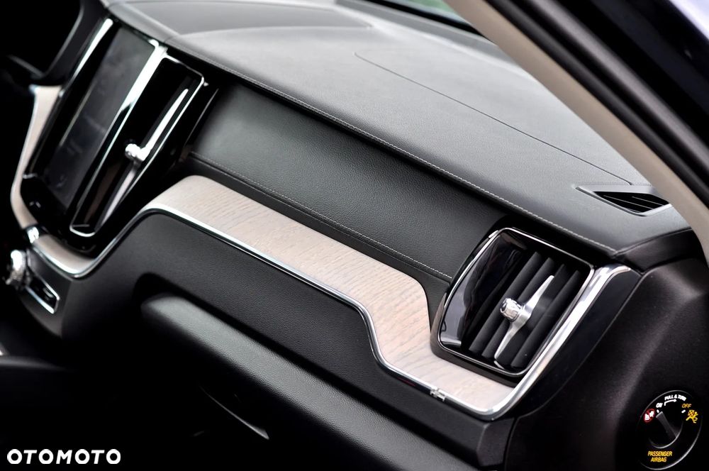 Volvo XC 60 D4 Geartronic Inscription - 16