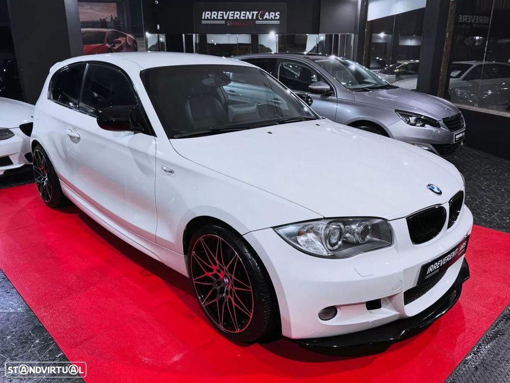BMW 118 d Pack M - 3