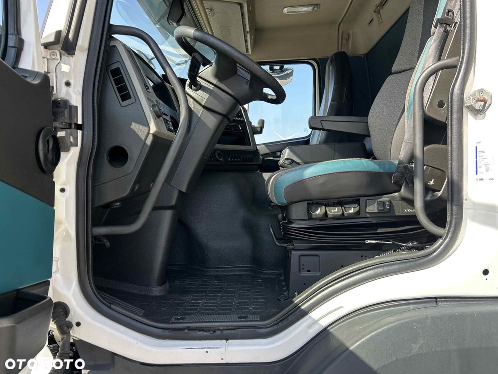 Volvo VOLVO FM 450 CHŁODNIA SCHMITZ CARRIER OŚ SKRĘTNA - 9