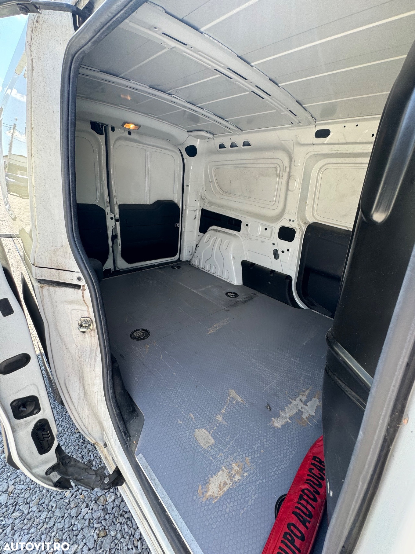 Fiat Doblo Combi 1.6 Mjet 105 CP Maxi Confort - 12