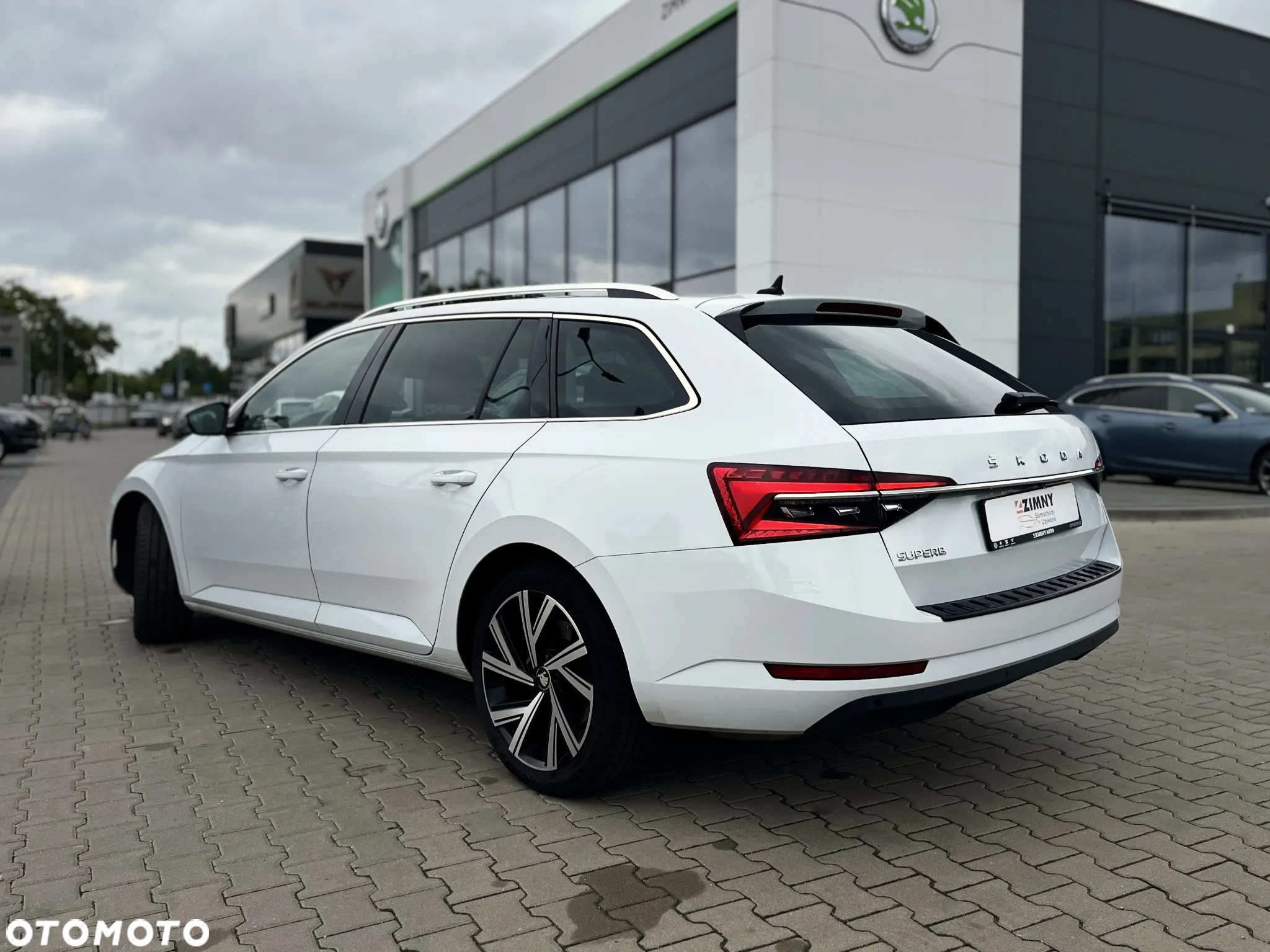 Skoda Superb 2.0 TDI SCR Style DSG - 8