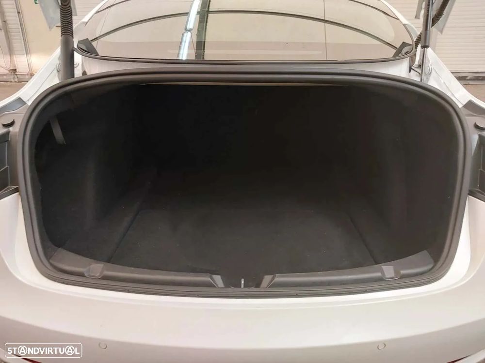 Tesla Model 3 Standard Range Plus RWD - 11