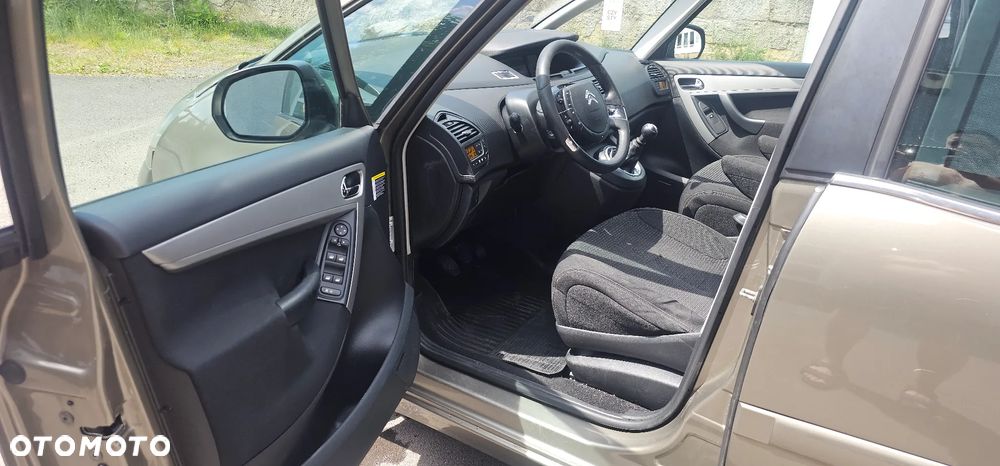 Citroën C4 Picasso 1.6 HDi Impress - 18
