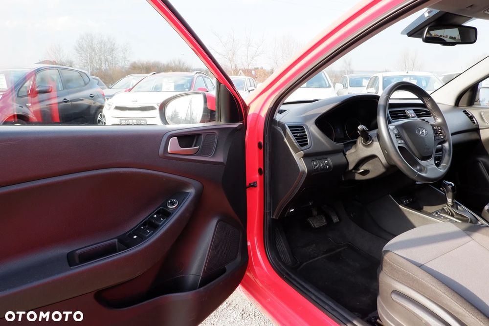 Hyundai i20 1.0 T-GDI Comfort DCT - 24