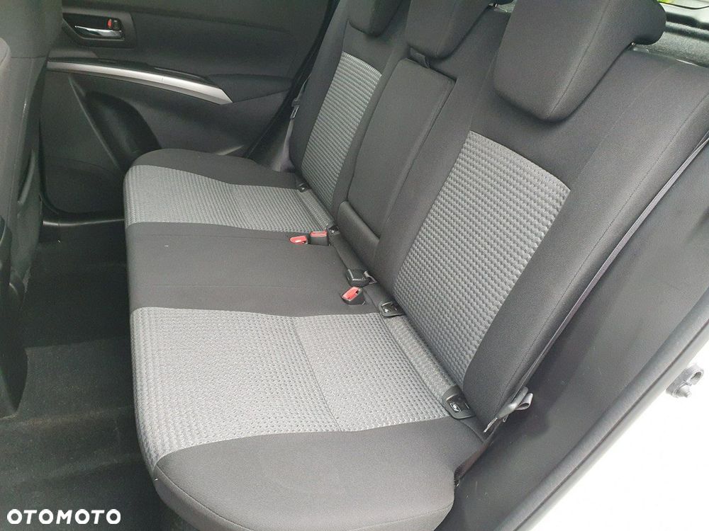 Suzuki SX4 S-Cross 1.5 DualJet Hybrid Premium 4WD AGS - 13