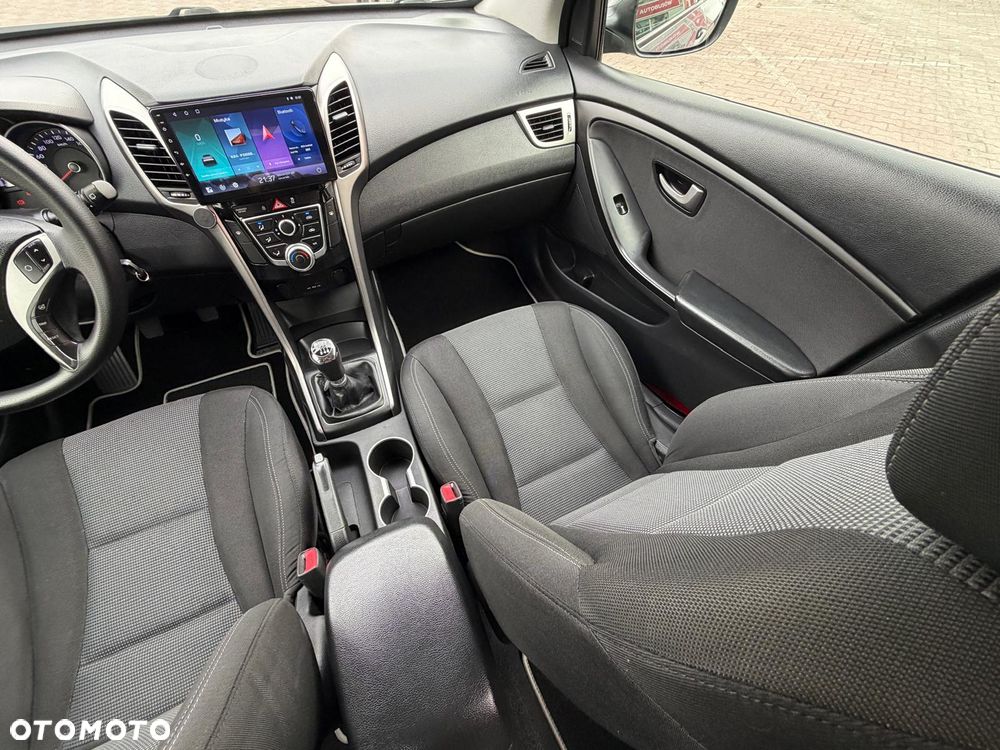 Hyundai i30 1.4 Premium - 13