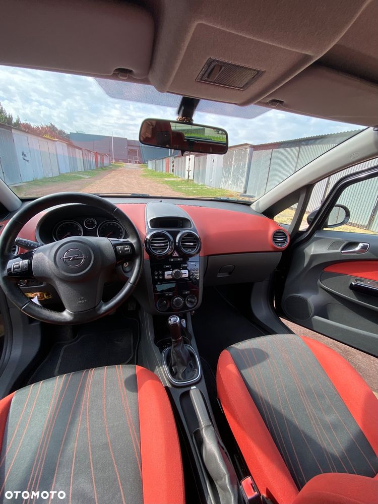 Opel Corsa 1.2 16V 111 - 11