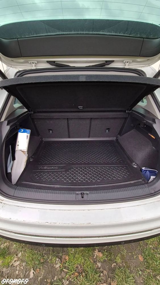 Volkswagen Tiguan - 24
