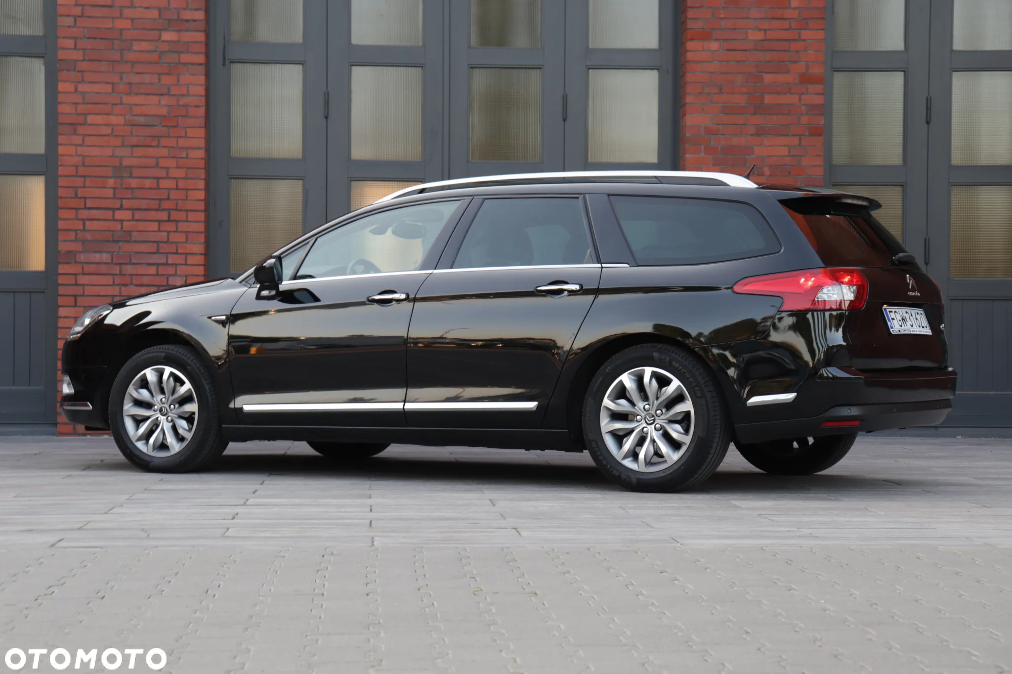 Citroën C5 Tourer HDi 165 FAP Exclusive - 16