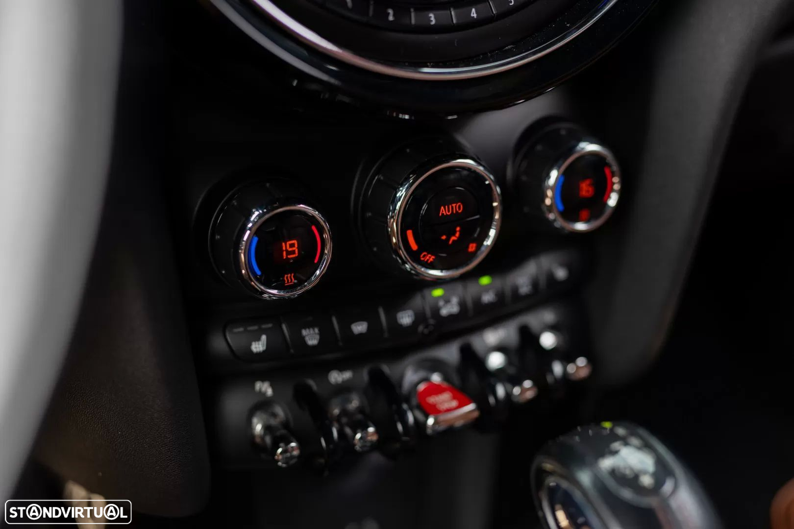 MINI Cabrio Cooper SD Auto Desportiva - 39