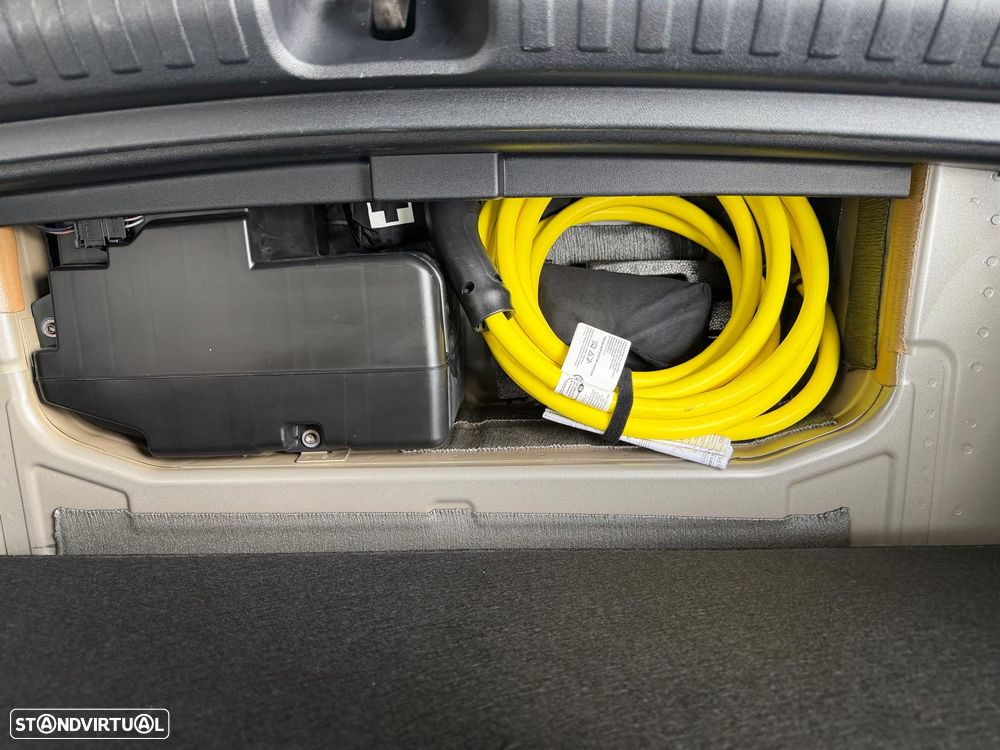 Audi Q4 e-tron 45 82 kWh SE Business Plus - 36