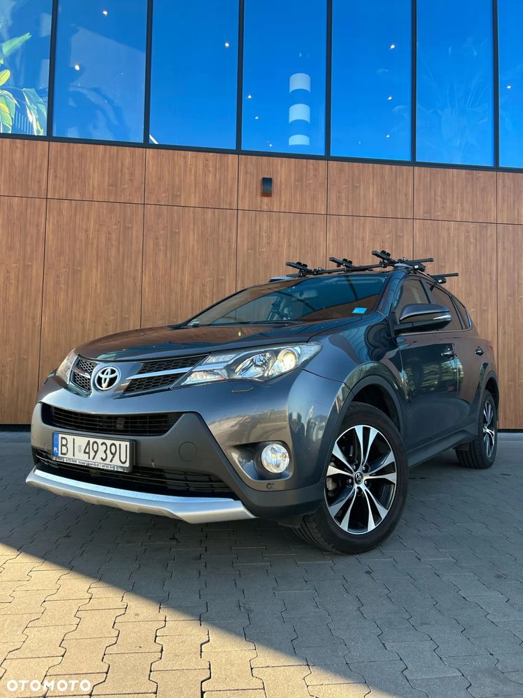 Toyota RAV4 2.0 D-4D Premium - 9