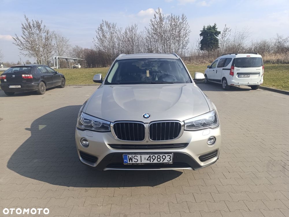 BMW X3 28i xDrive - 4