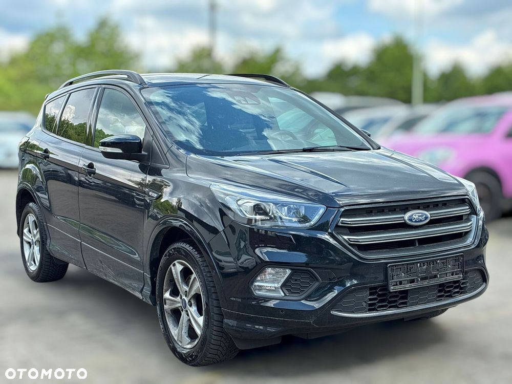 Ford Kuga 1.5 EcoBoost 2x4 Titanium - 1