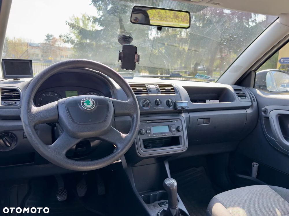 Skoda Fabia 1.2 TSI Family - 8