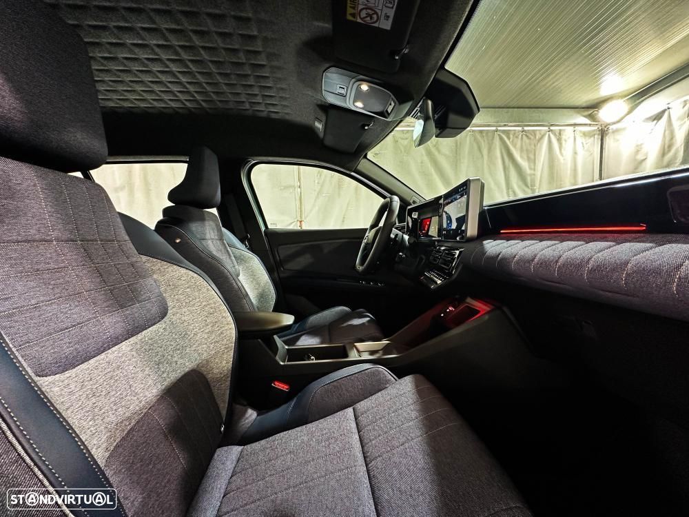 Renault 4 E-Tech 52 kWh Iconic Autonomia Conforto - 28