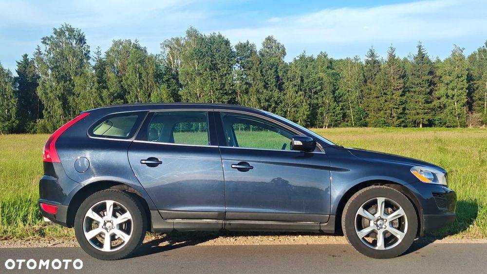 Volvo XC 60 2.4D AWD Momentum - 5
