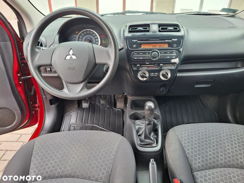 Mitsubishi Space Star - 17