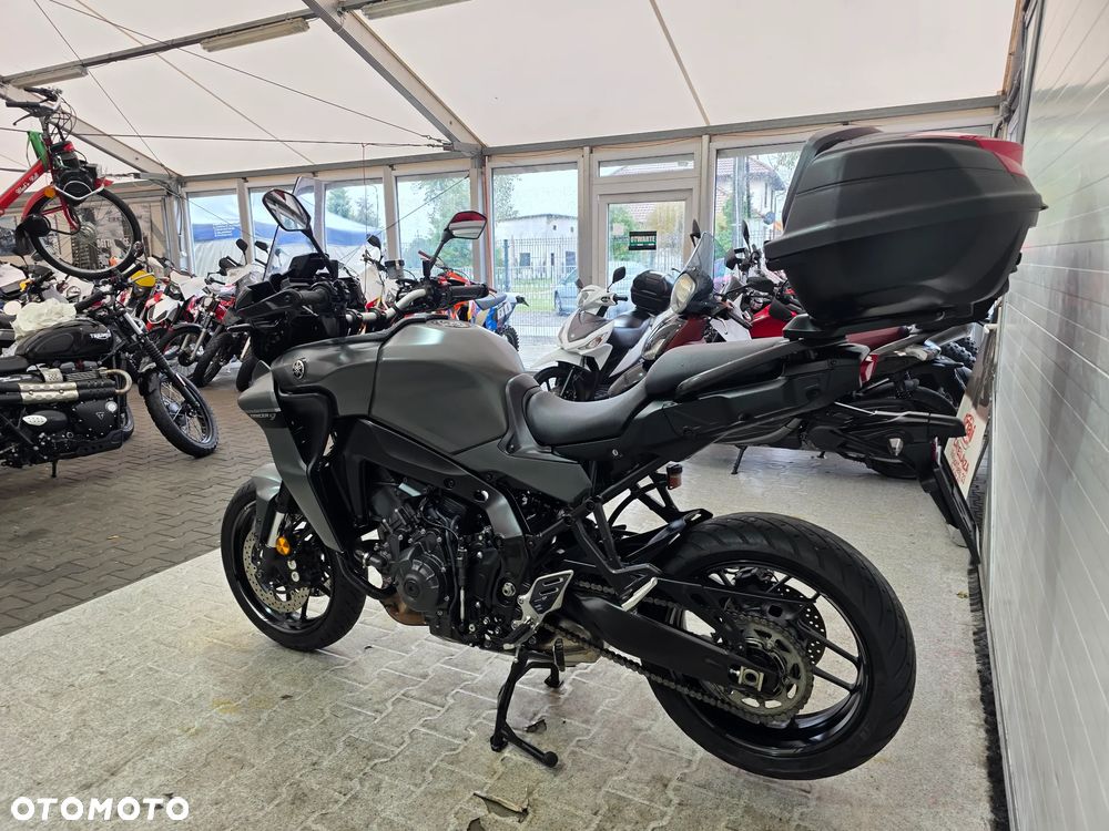 Yamaha MT - 9