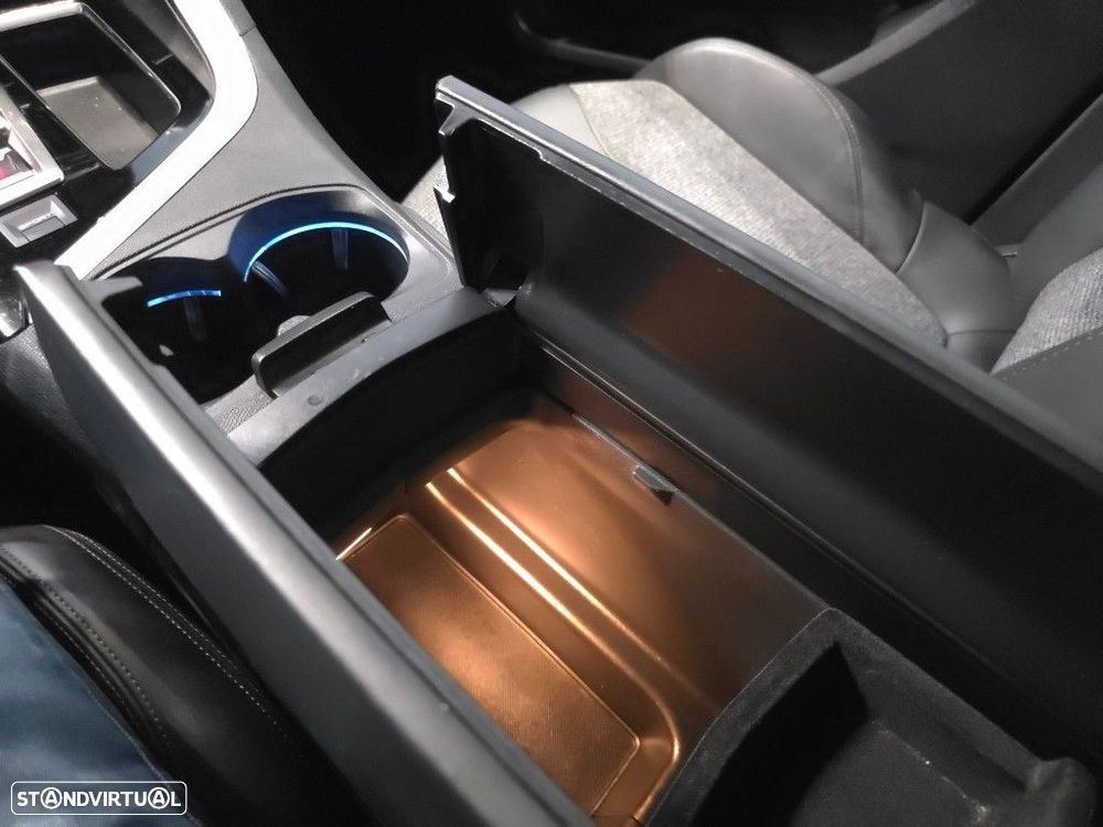 Peugeot 3008 1.5 BlueHDi Allure Pack EAT8 - 43