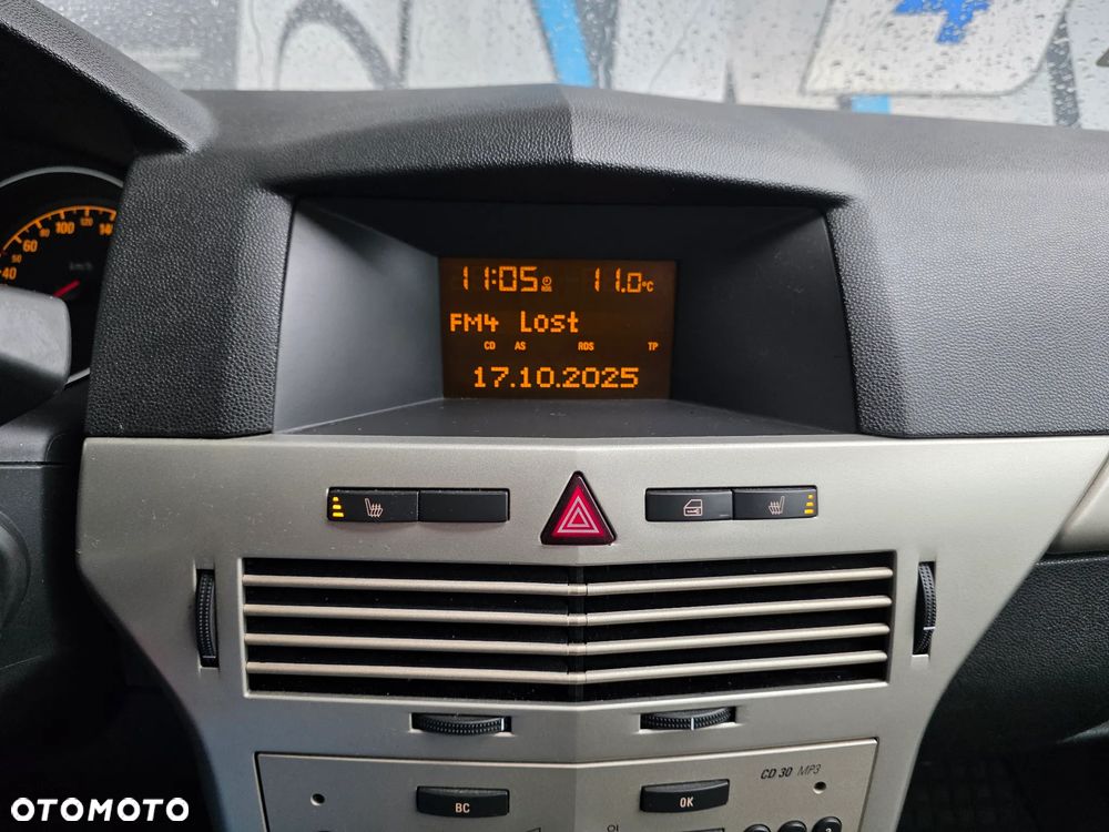Opel Astra 1.6 - 11