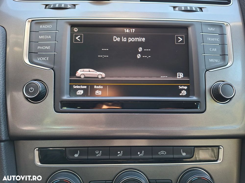 Volkswagen Golf 1.6 TDI BlueMotion Technology Lounge - 12