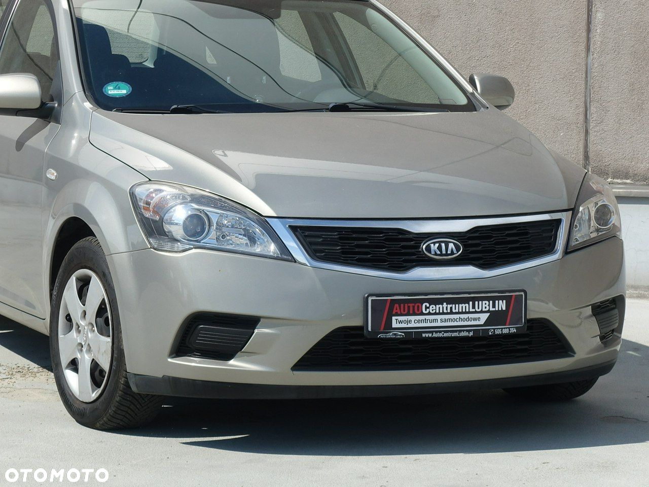 Kia Ceed 1.6 CVVT ISG Spirit - 3