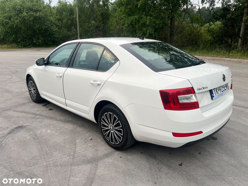 Skoda Octavia 1.6 TDI Ambition DSG - 10