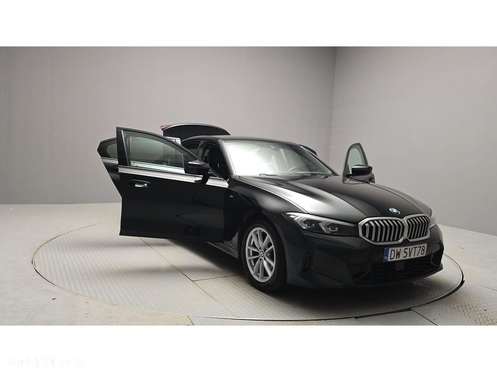 BMW Seria 3 320d xDrive mHEV M Sport - 14
