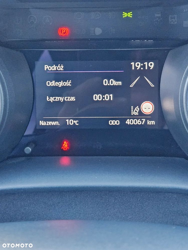 Toyota Yaris - 8