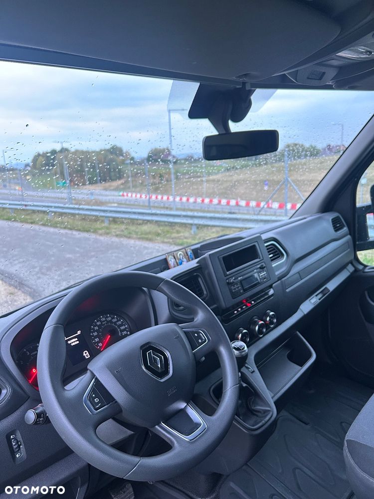 Renault Master - 18