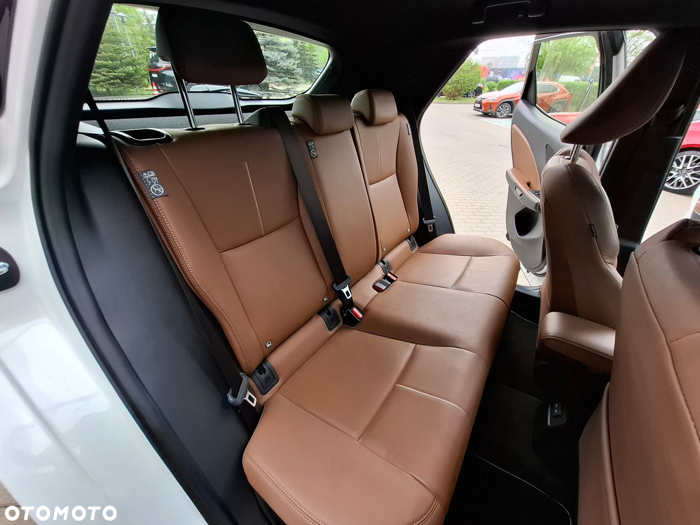 Lexus LBX 1.5 Hybrid Relax AWD - 24