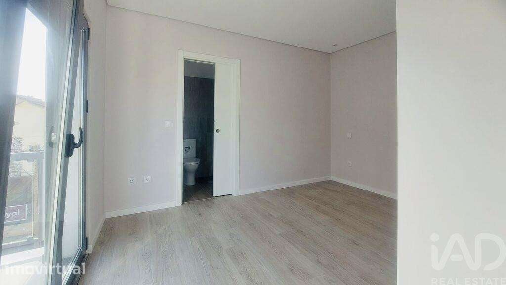Casa / Villa em Quinta do Conde de 140,00 m2 - Grande imagem: 5/11